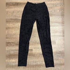 Alphalete Pebbled Crossover Waist Leggings size Medium